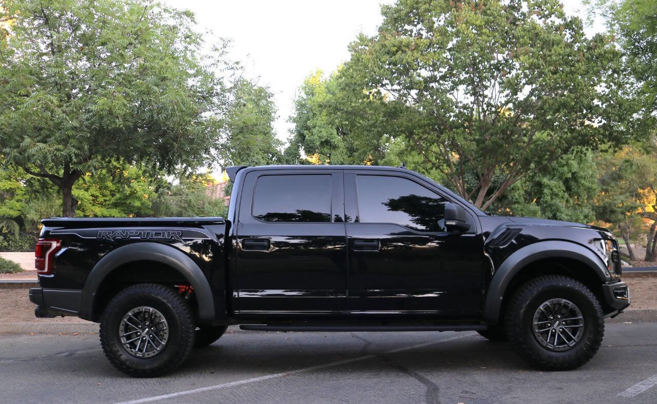 Used 2019 Ford F150 Raptor w/ Equipment Group 801A Mid image 12
