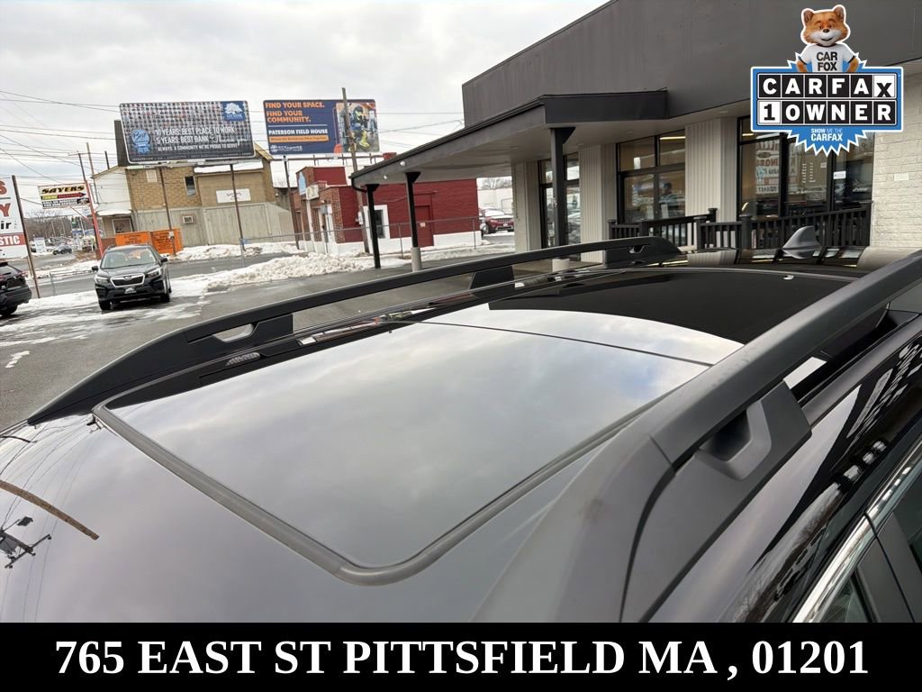 Used 2022 Subaru Ascent Limited w/ Technology Package image 11