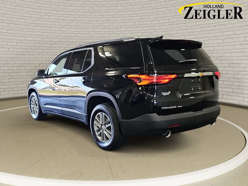 Used 2023 Chevrolet Traverse LT w/ LPO, Floor Liner Package AWD/4WD image 7