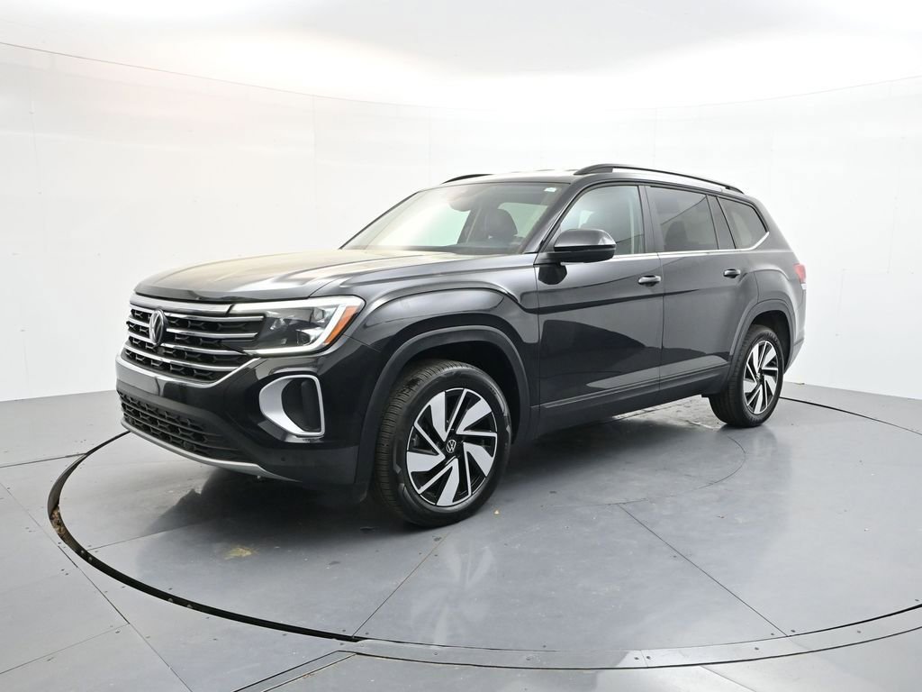 Used 2025 Volkswagen Atlas SE
