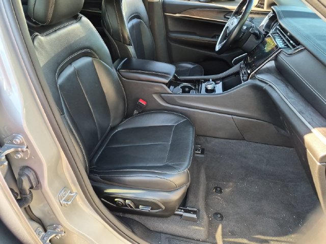 Certified 2021 Jeep Grand Cherokee L Limited AWD/4WD image 22