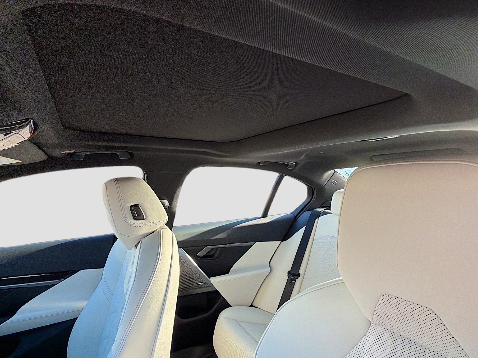 New 2026 BMW 530i w/ M Sport Package image 26