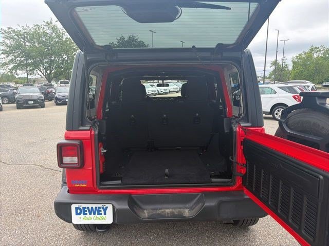 Used 2020 Jeep Wrangler Unlimited Sport S AWD/4WD image 17