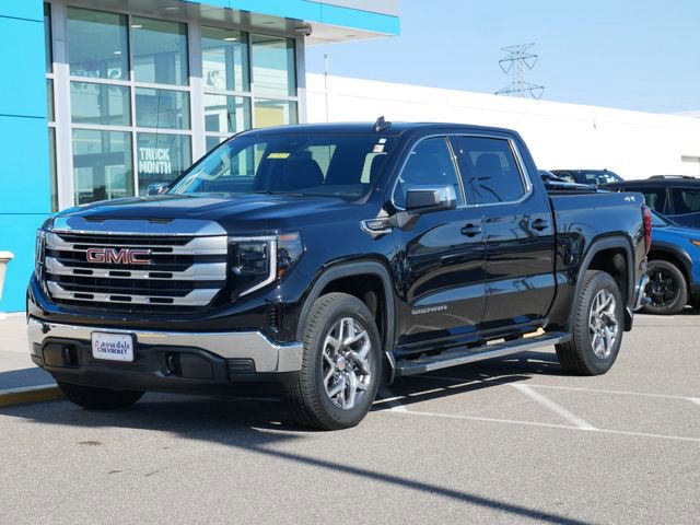 Used 2024 GMC Sierra 1500 SLE w/ Preferred Package AWD/4WD image 2