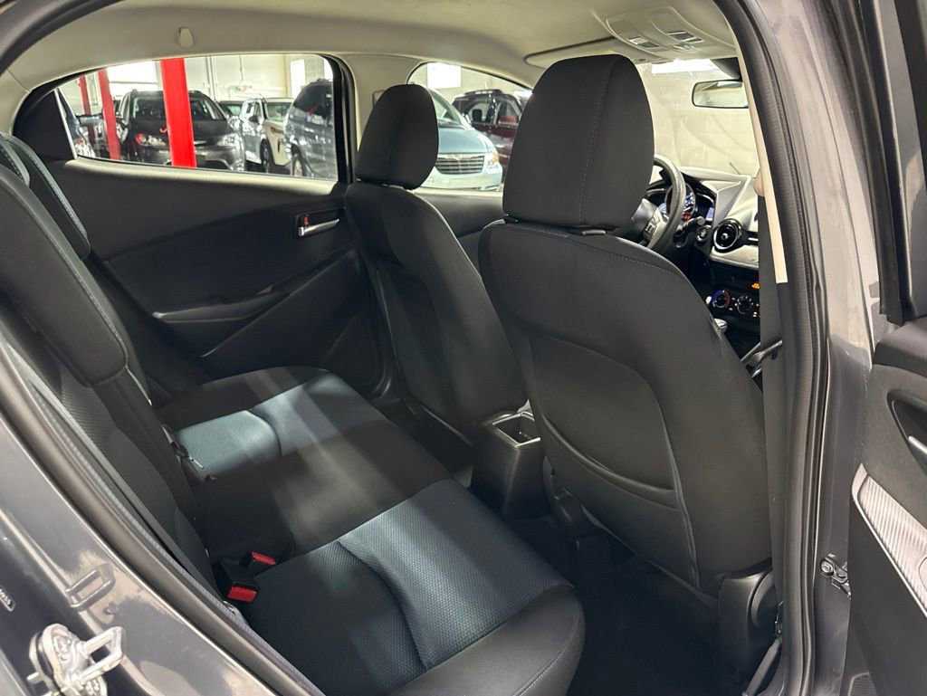 Used 2017 Toyota Yaris iA FWD image 30