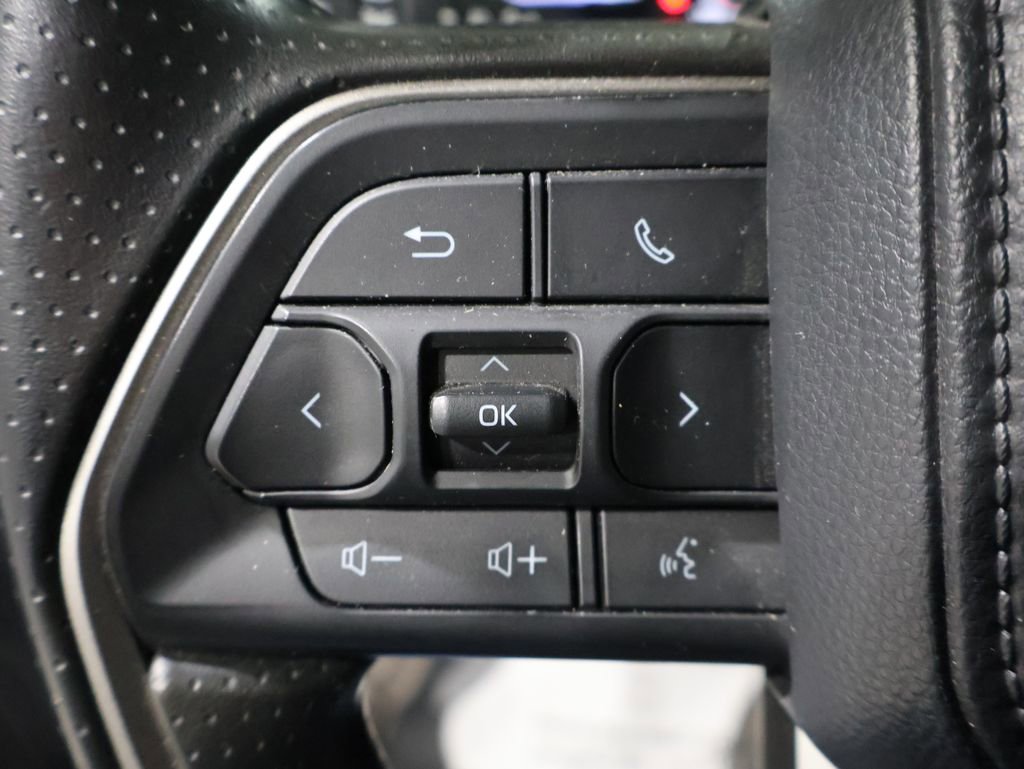 Used 2025 Toyota Tundra SR5 image 33