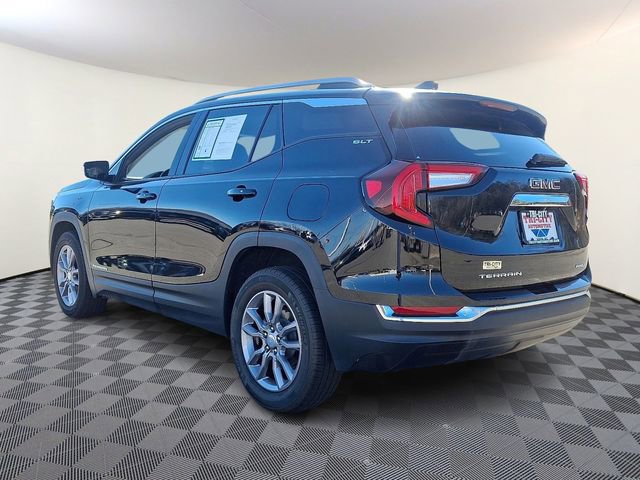 Used 2024 GMC Terrain SLT image 4