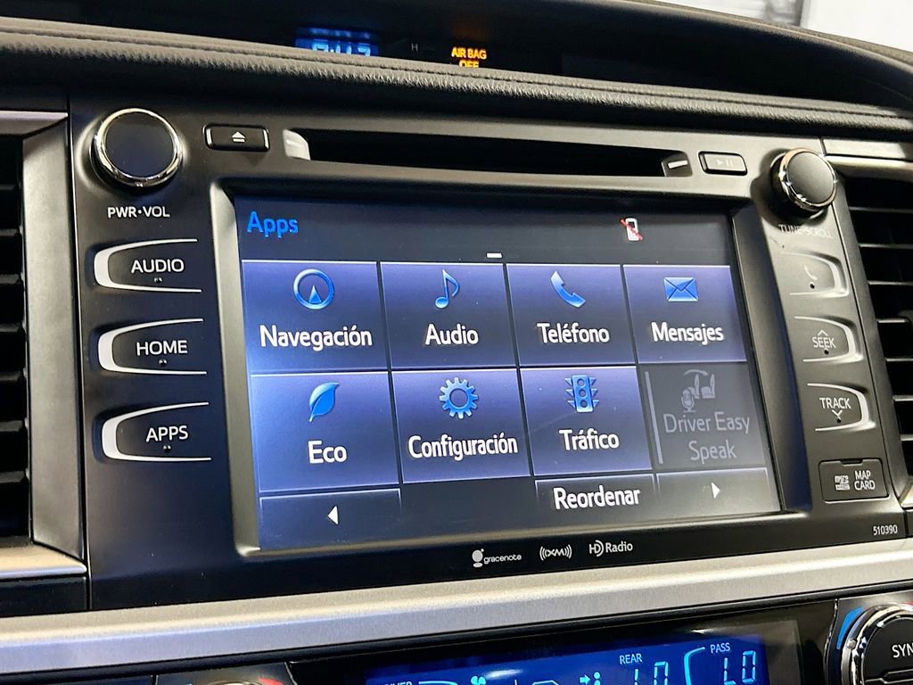 Used 2019 Toyota Highlander XLE FWD image 13