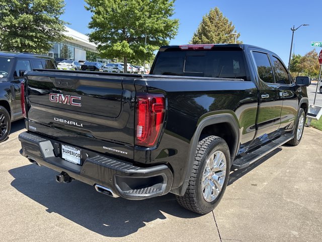 Used 2025 GMC Sierra 1500 Denali w/ Technology Package AWD/4WD image 3