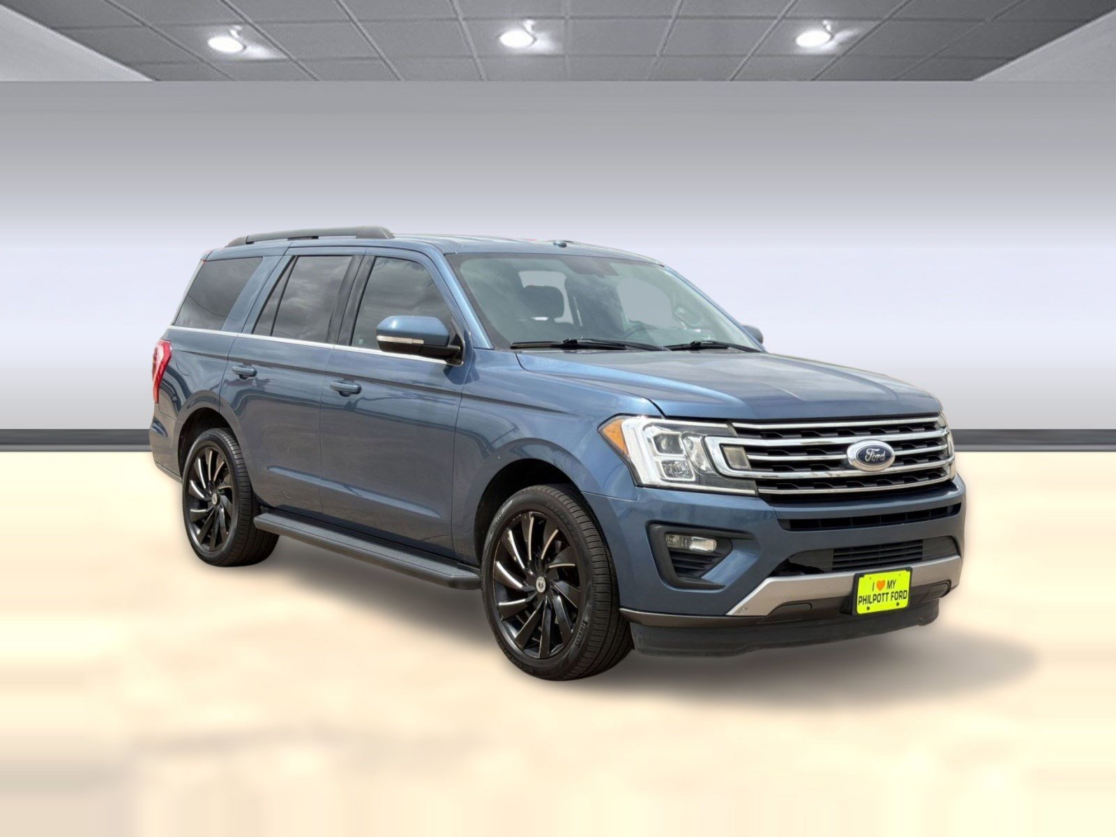 Used 2018 Ford Expedition XLT w/ Equipment Group 201A image 7