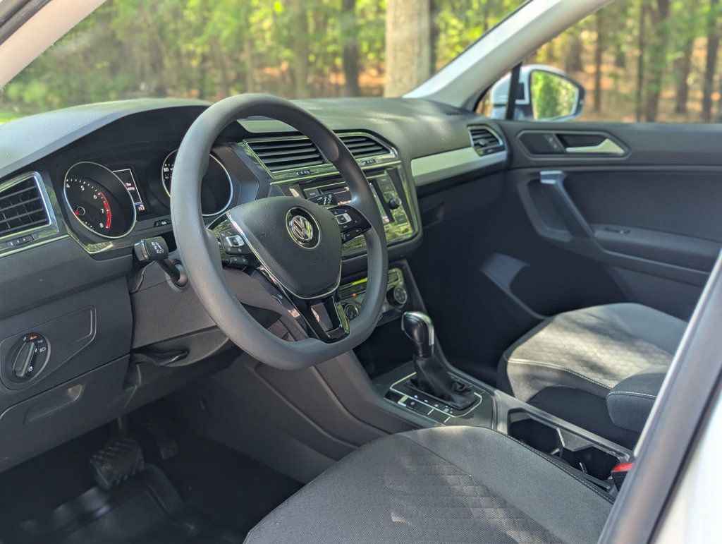Used 2021 Volkswagen Tiguan S FWD image 17