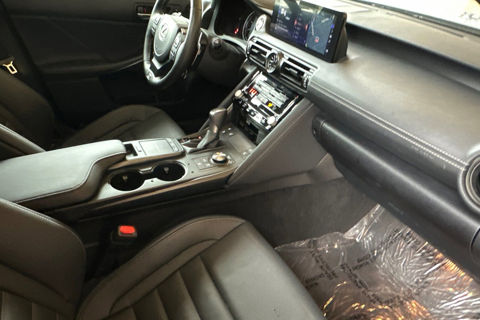 Used 2025 Lexus IS 500 image 16