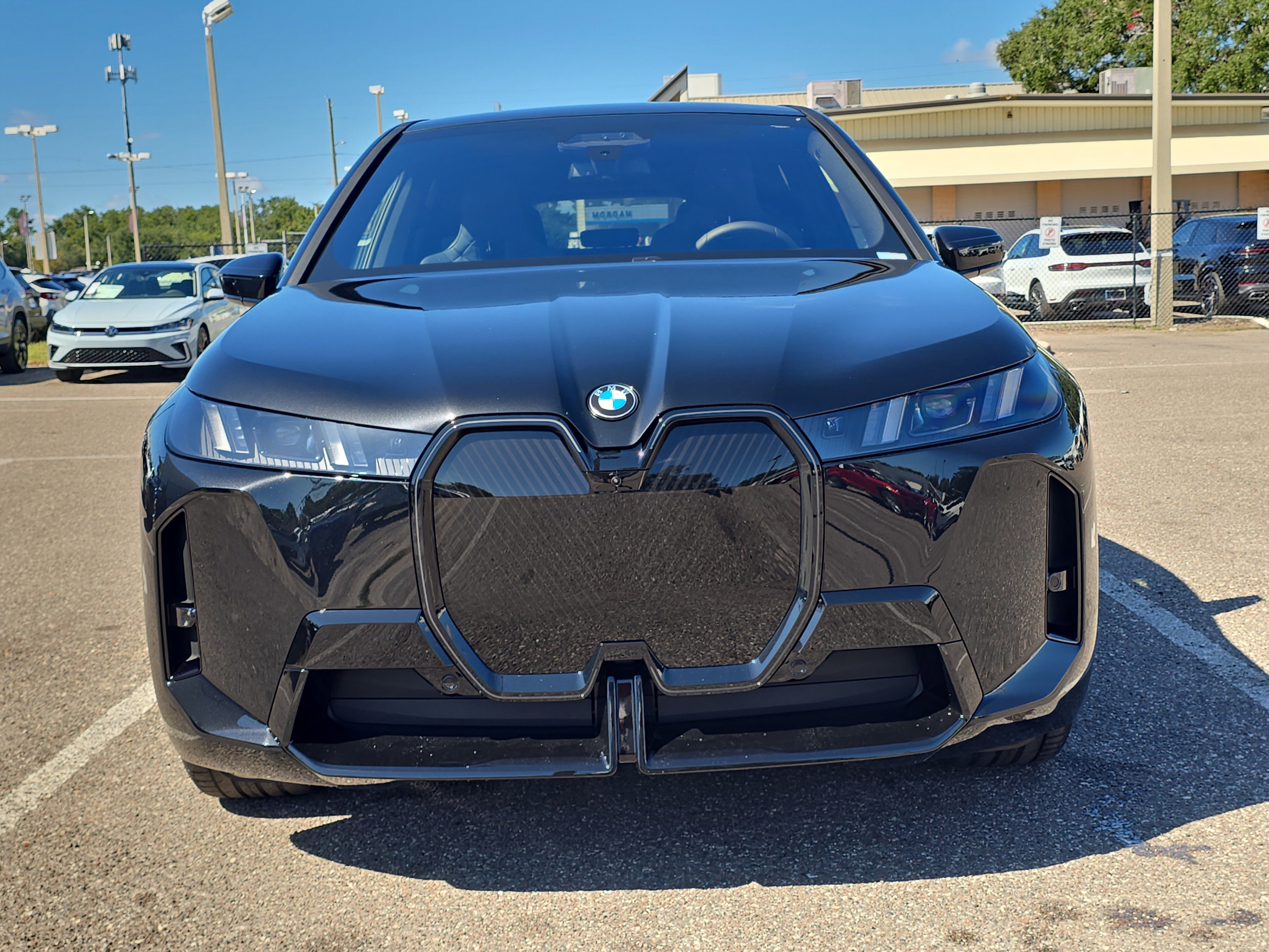 New 2026 BMW iX xDrive60 w/ M Sport Package image 3