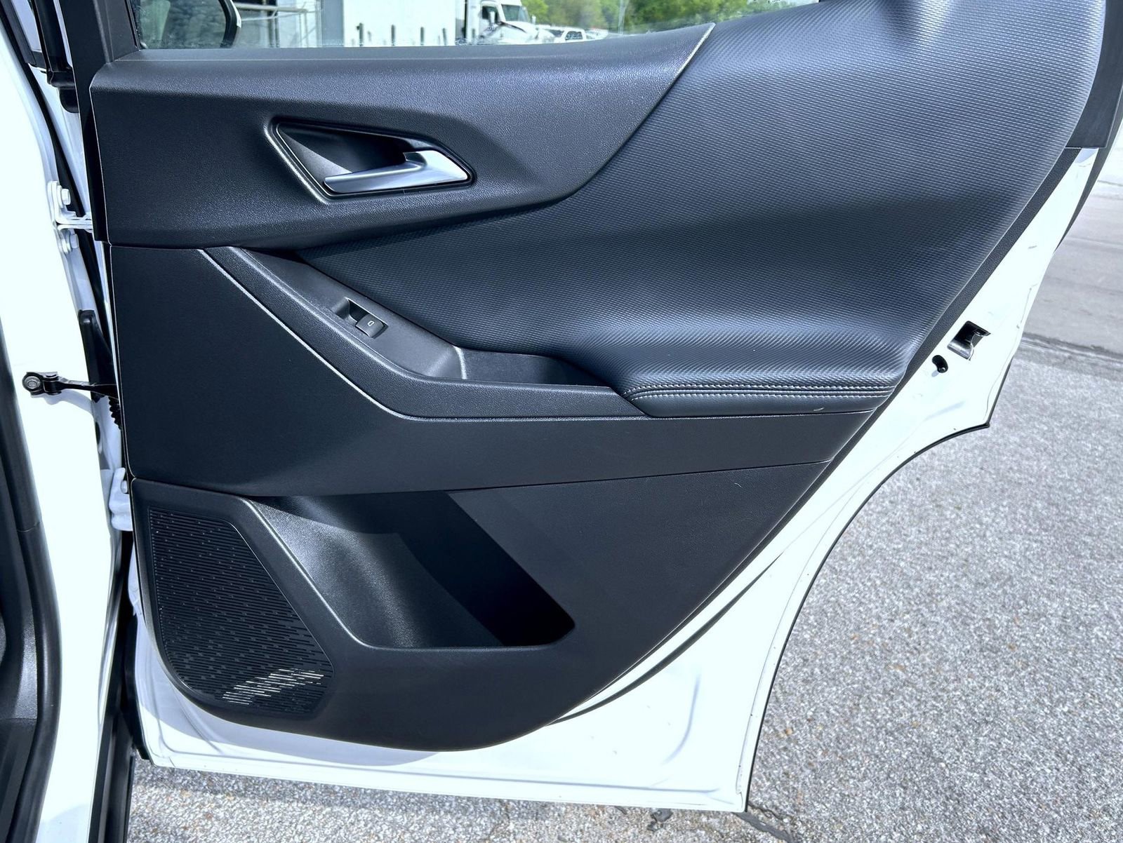 Certified 2025 Chevrolet Equinox LT AWD/4WD image 18