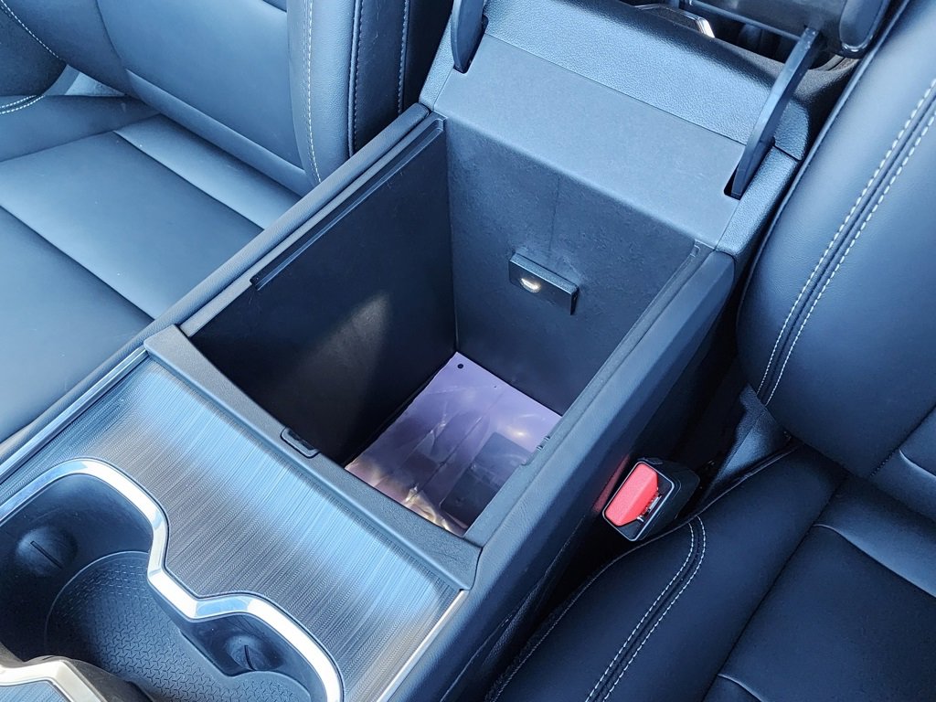 New 2026 GMC Acadia Elevation w/ Black Edition image 32