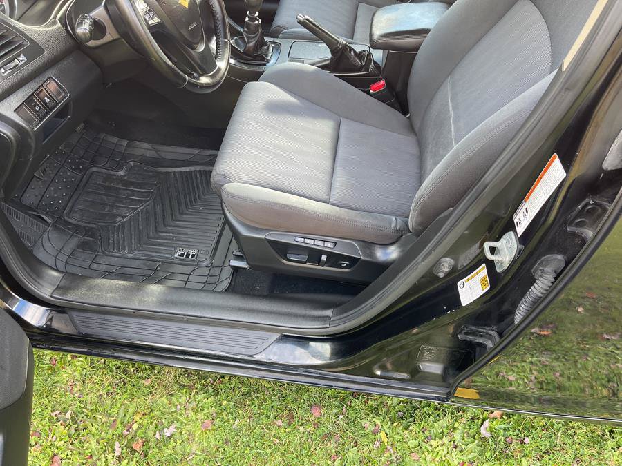 Used 2010 Suzuki Kizashi GTS FWD image 9