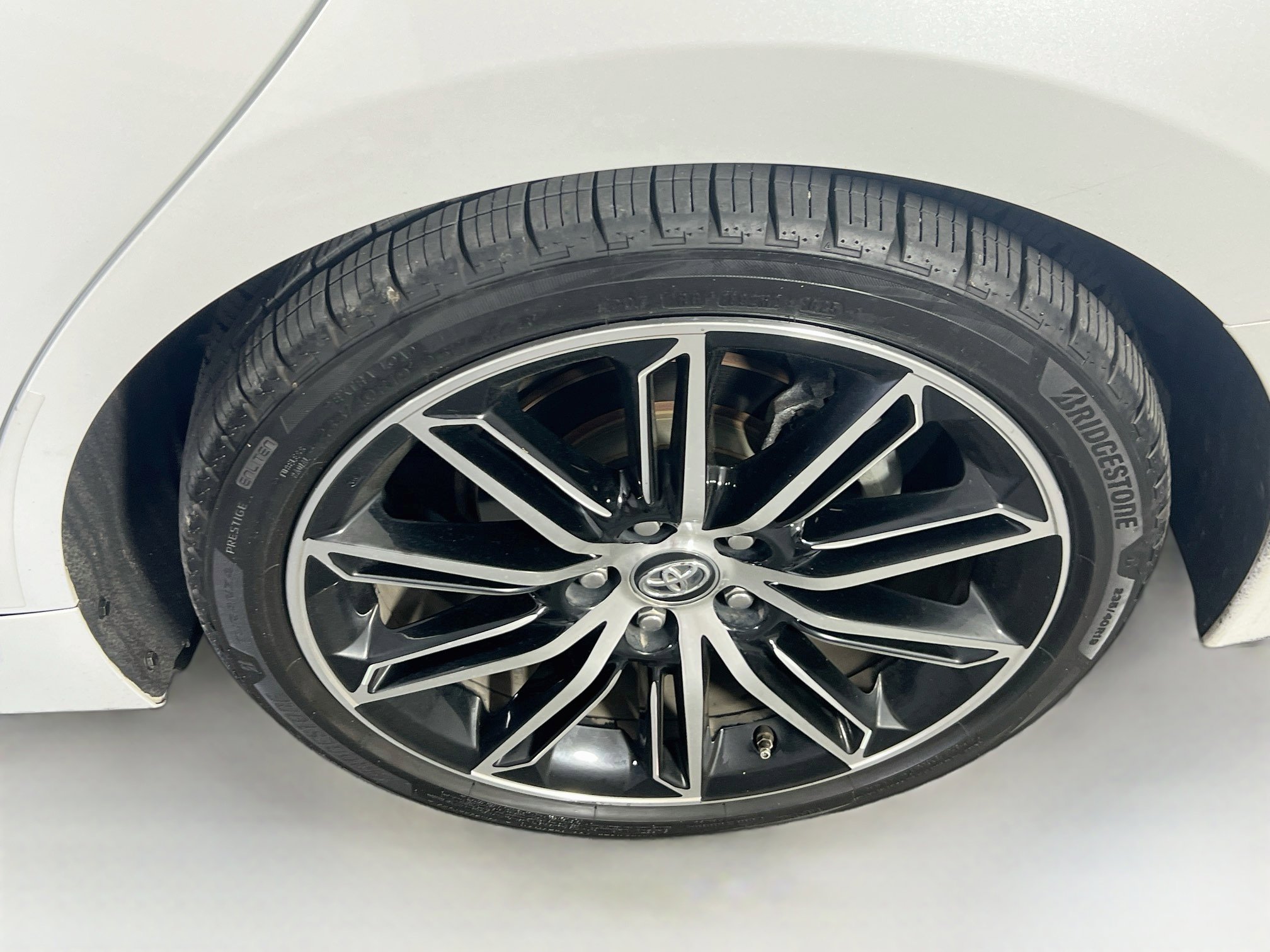 Used 2019 Toyota Avalon Touring w/ All Weather Liner Package FWD image 31