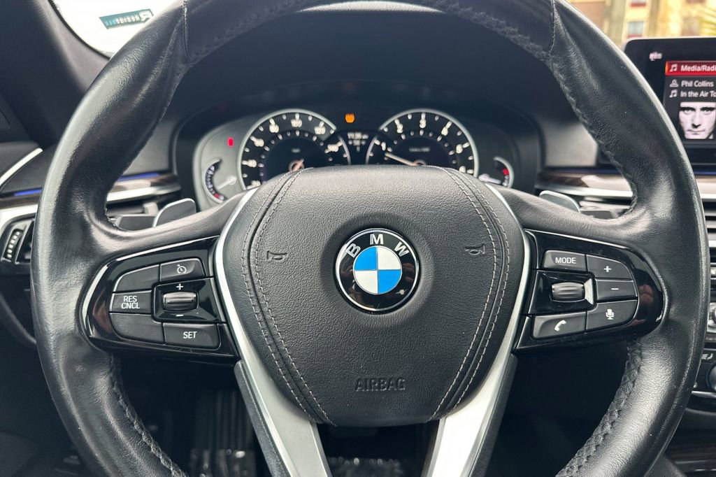 Used 2018 BMW 530i image 25