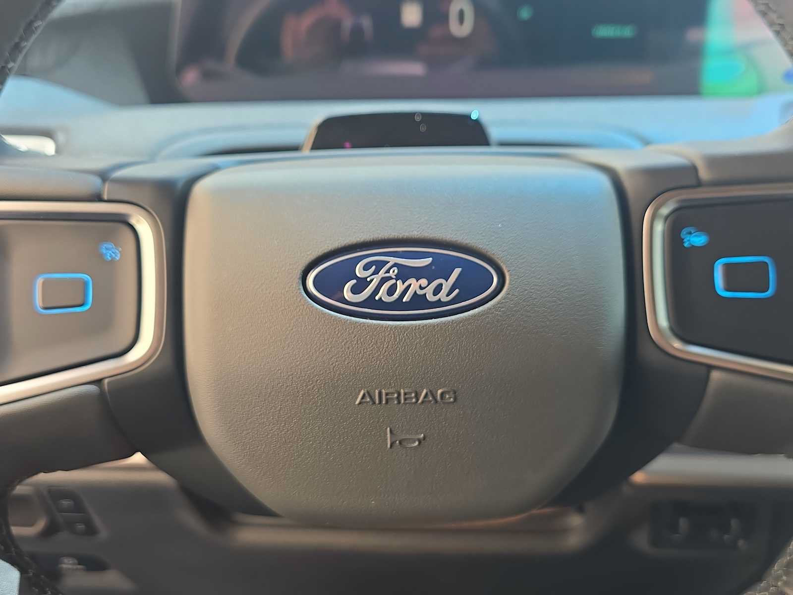 Used 2026 Ford Expedition Active RWD image 28