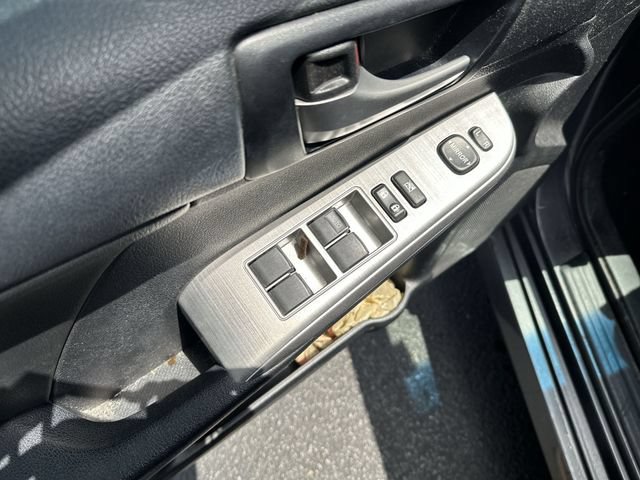 Used 2012 Toyota Camry SE w/ Leather Pkg FWD image 20
