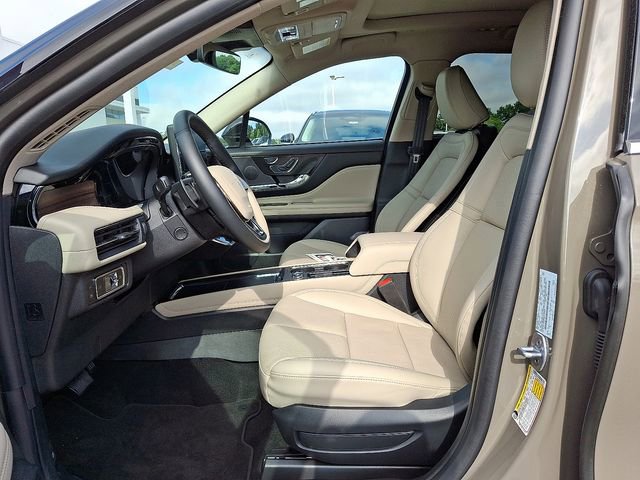 New 2025 Lincoln Corsair Grand Touring w/ Equipment Group 301A AWD/4WD image 6