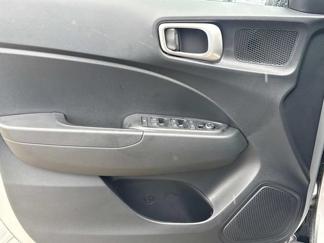 New 2026 Hyundai Venue SEL FWD image 21