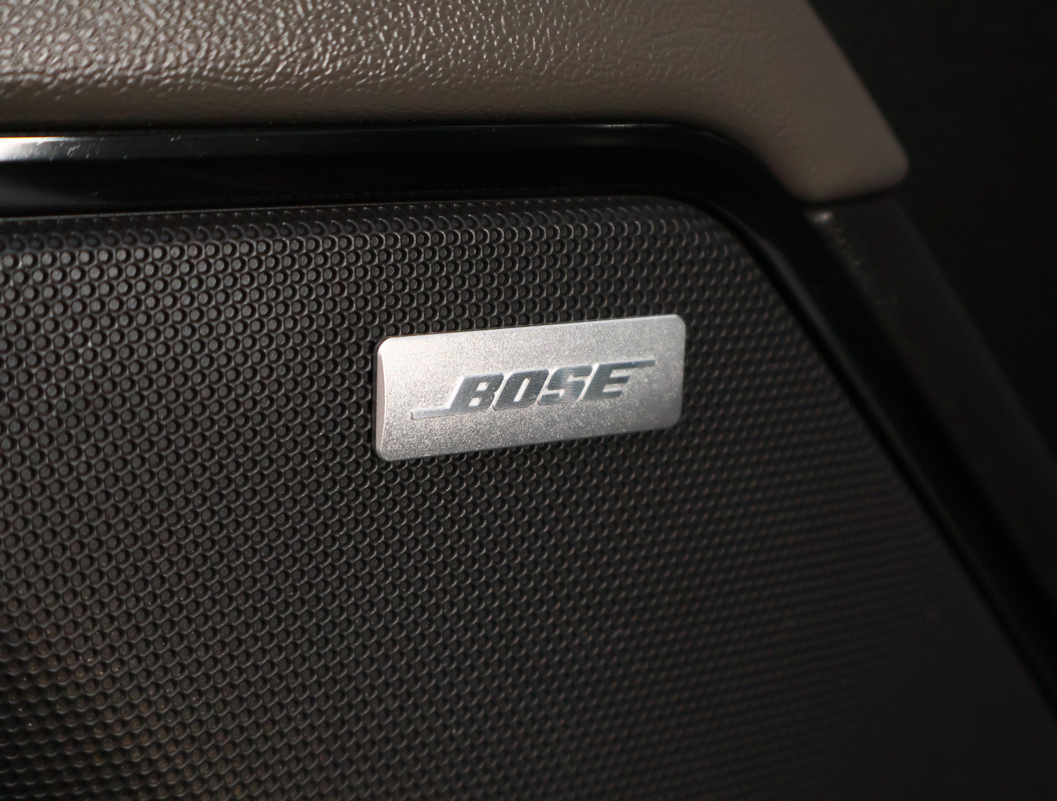 Used 2023 Chevrolet Silverado 1500 ZR2 w/ Technology Package image 10