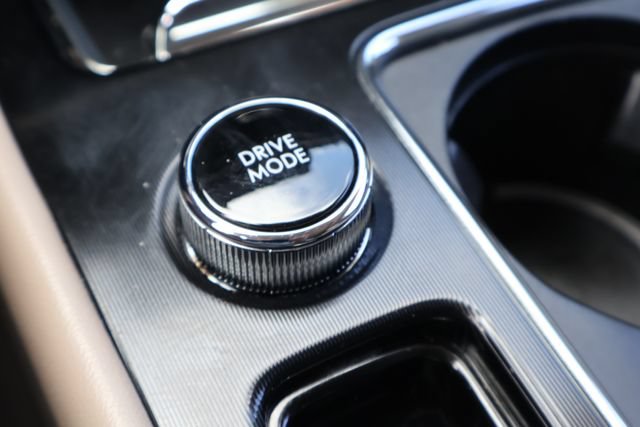 Used 2020 Lincoln Corsair FWD w/ Premium Package image 29