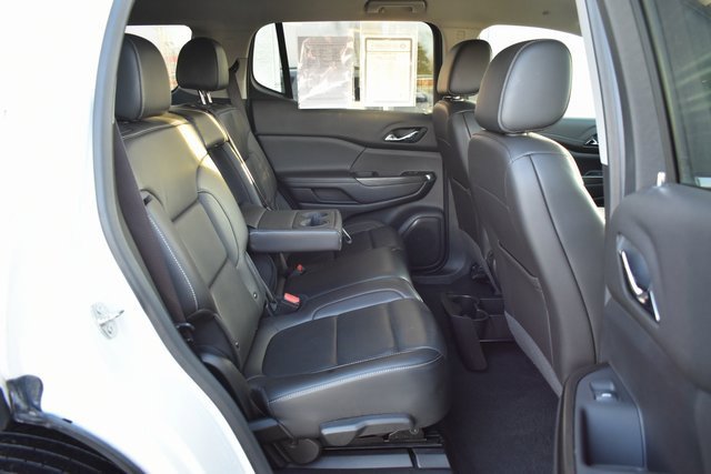 Used 2023 GMC Acadia SLT image 43