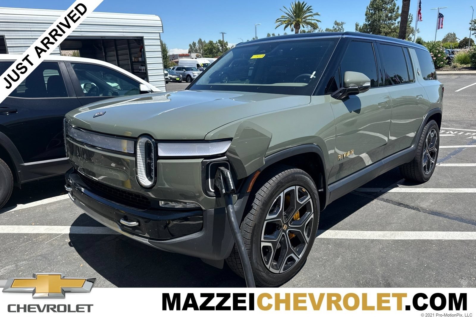 Used 2023 Rivian R1S Launch Edition