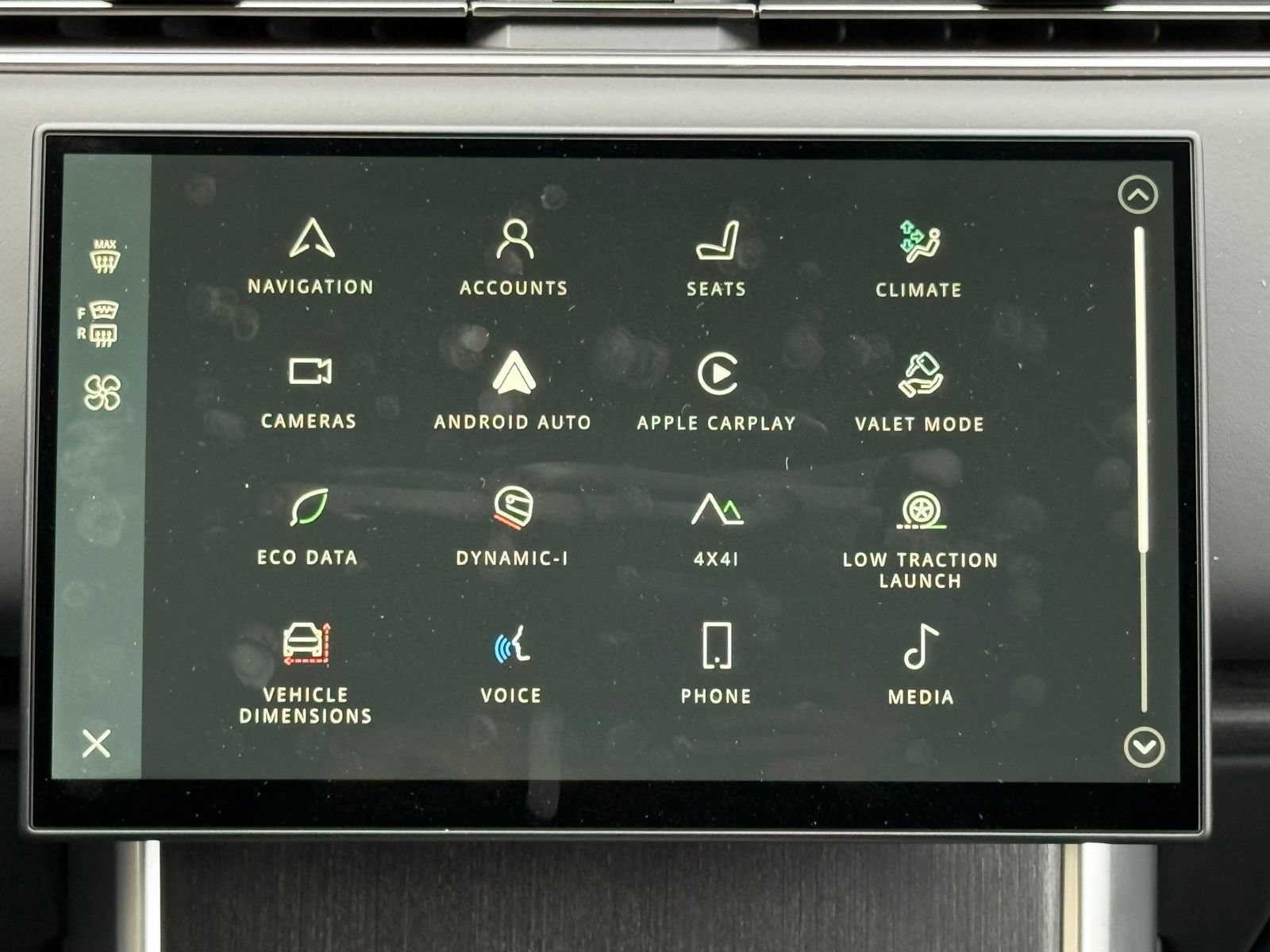 New 2025 Land Rover Range Rover SE AWD/4WD image 27