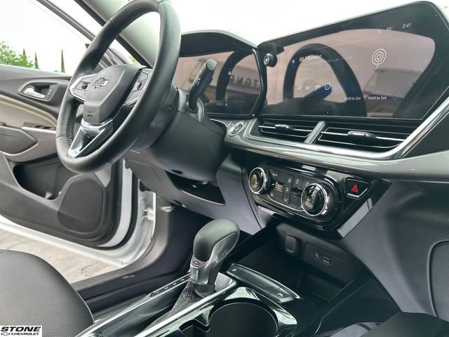 Certified 2025 Chevrolet Trax ACTIV w/ Driver Confidence Package FWD image 29