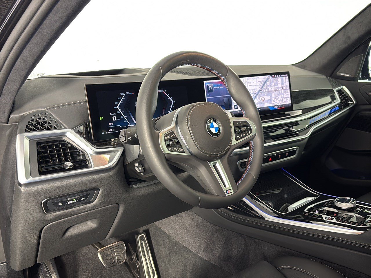 Used 2026 BMW X7 M60i AWD/4WD image 4