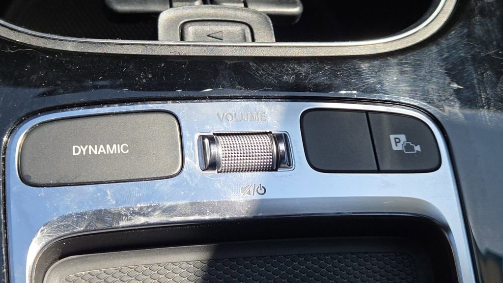 Used 2025 Mercedes-Benz CLA 250 4MATIC image 8
