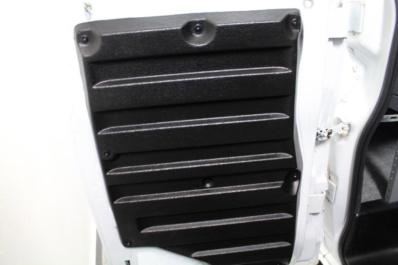 Used 2020 Chevrolet Express 2500 RWD image 23