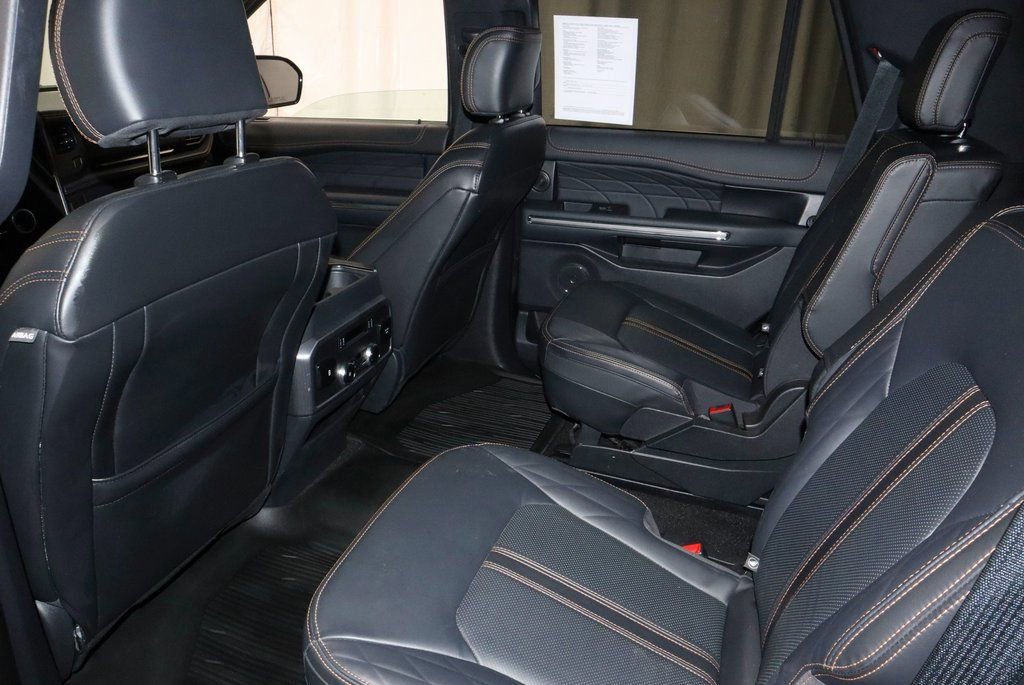 Certified 2022 Ford Expedition Platinum image 21