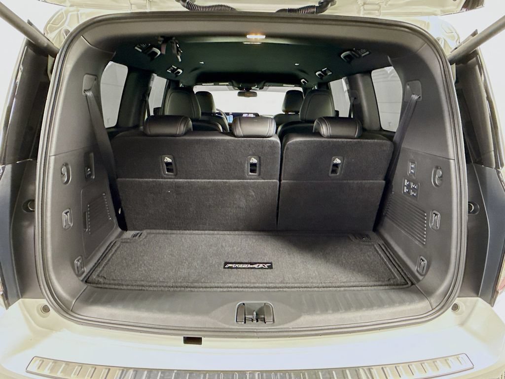 Used 2026 Nissan Armada PRO-4X w/ Captain's Chari Seat Package AWD/4WD image 27