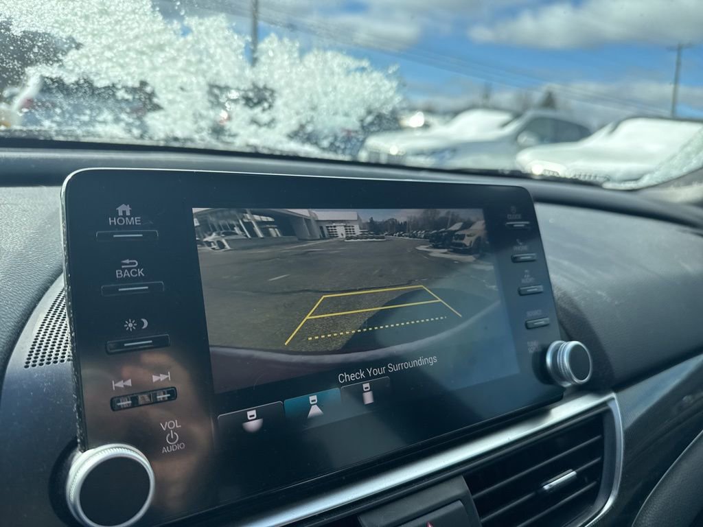 Used 2018 Honda Accord Sport image 14