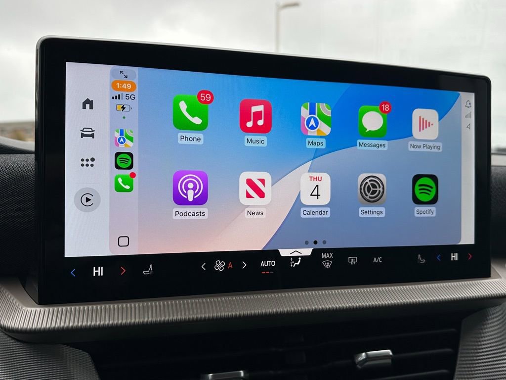 New 2026 Ford Explorer Active image 32