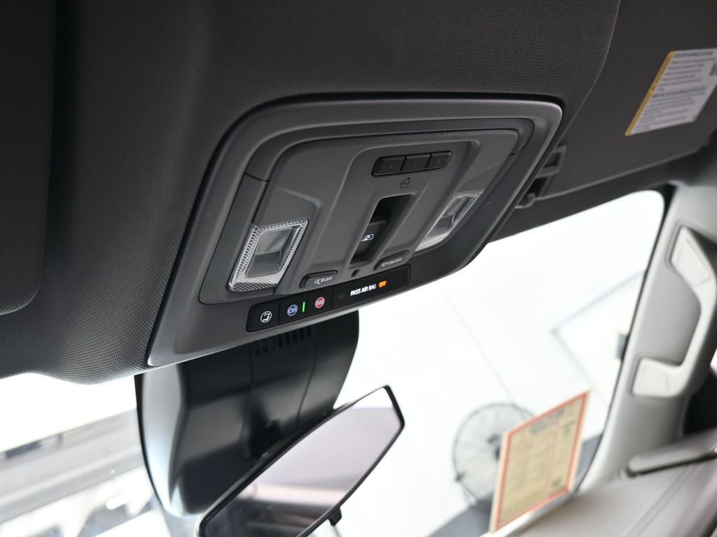 Used 2024 Chevrolet Silverado 1500 LT Trail Boss w/ LT Trail Boss Premium Package image 34