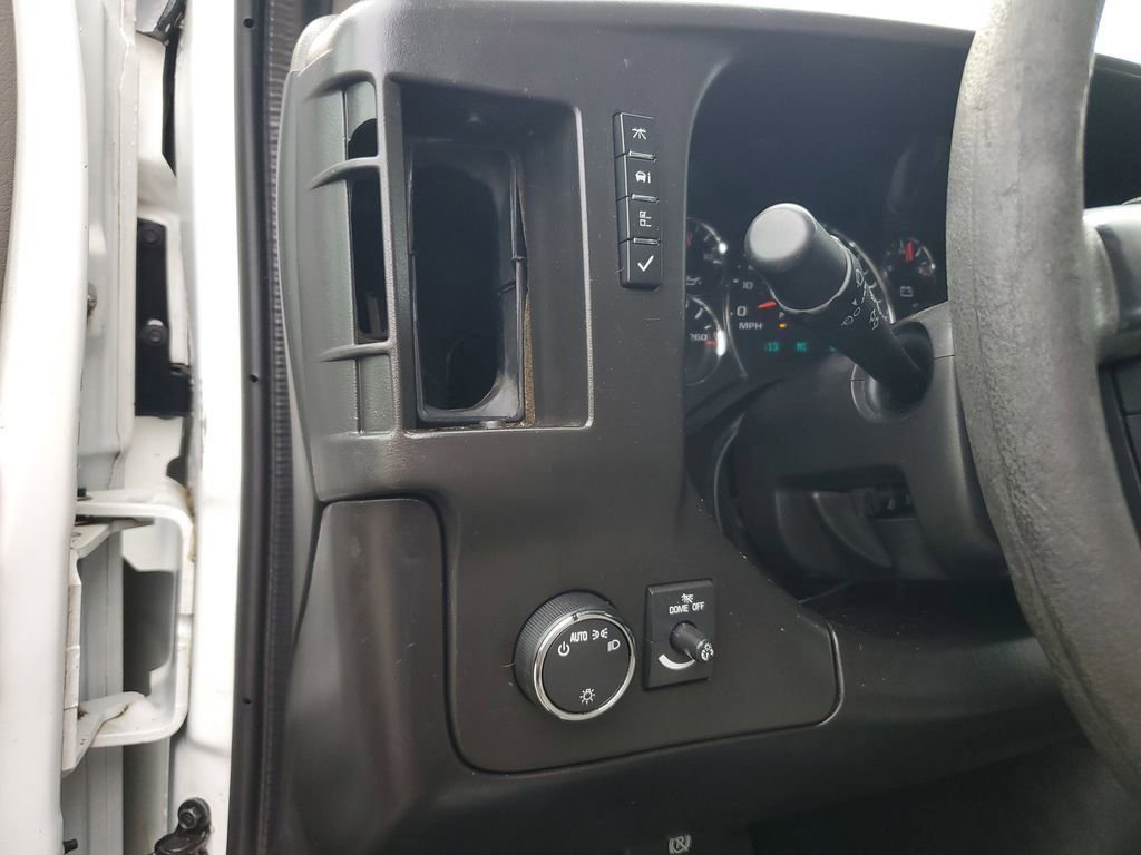Used 2014 Chevrolet Express 2500 w/ Express Access Plus Package image 15