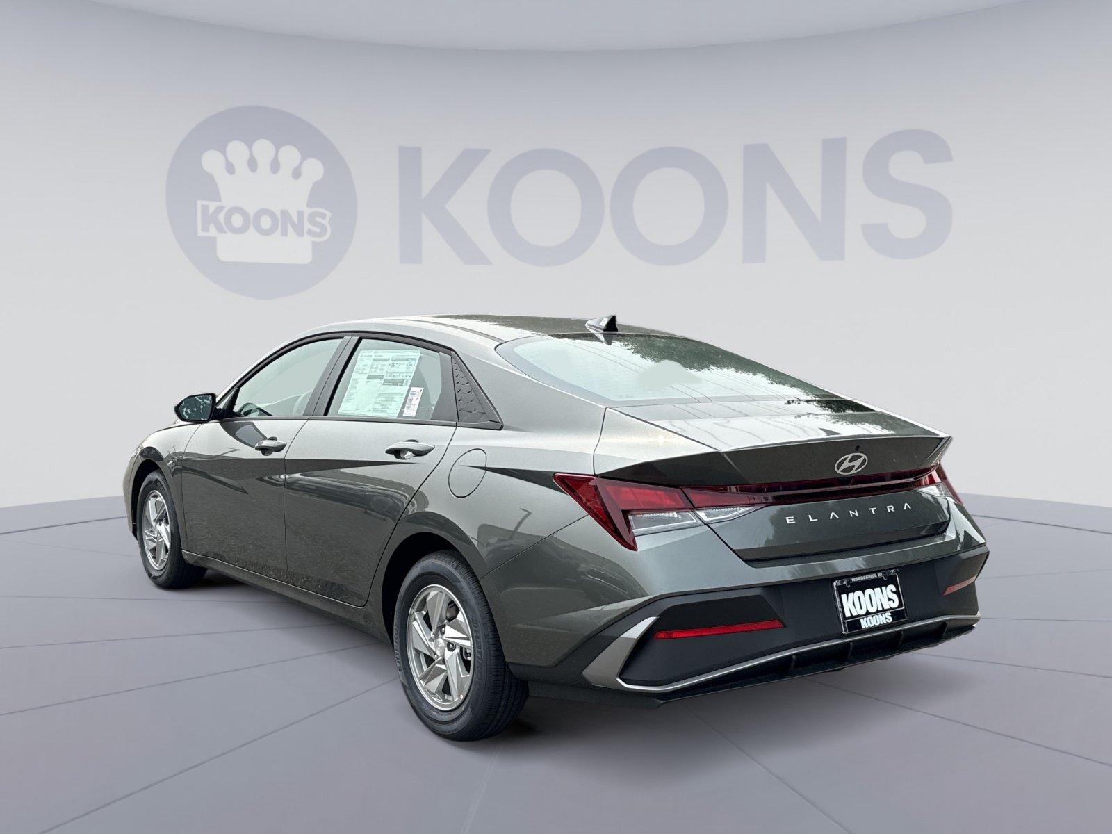 New 2026 Hyundai Elantra SE FWD image 4
