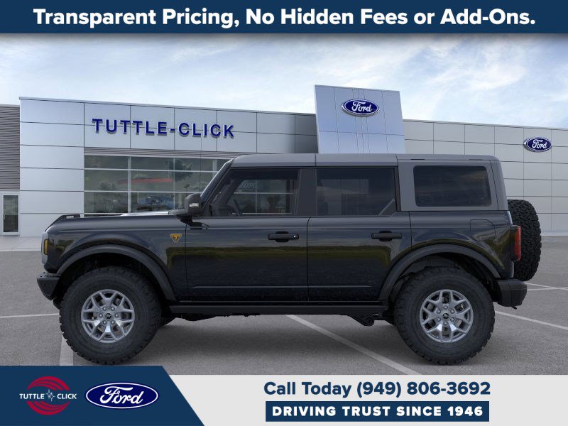 New 2025 Ford Bronco Badlands image 3