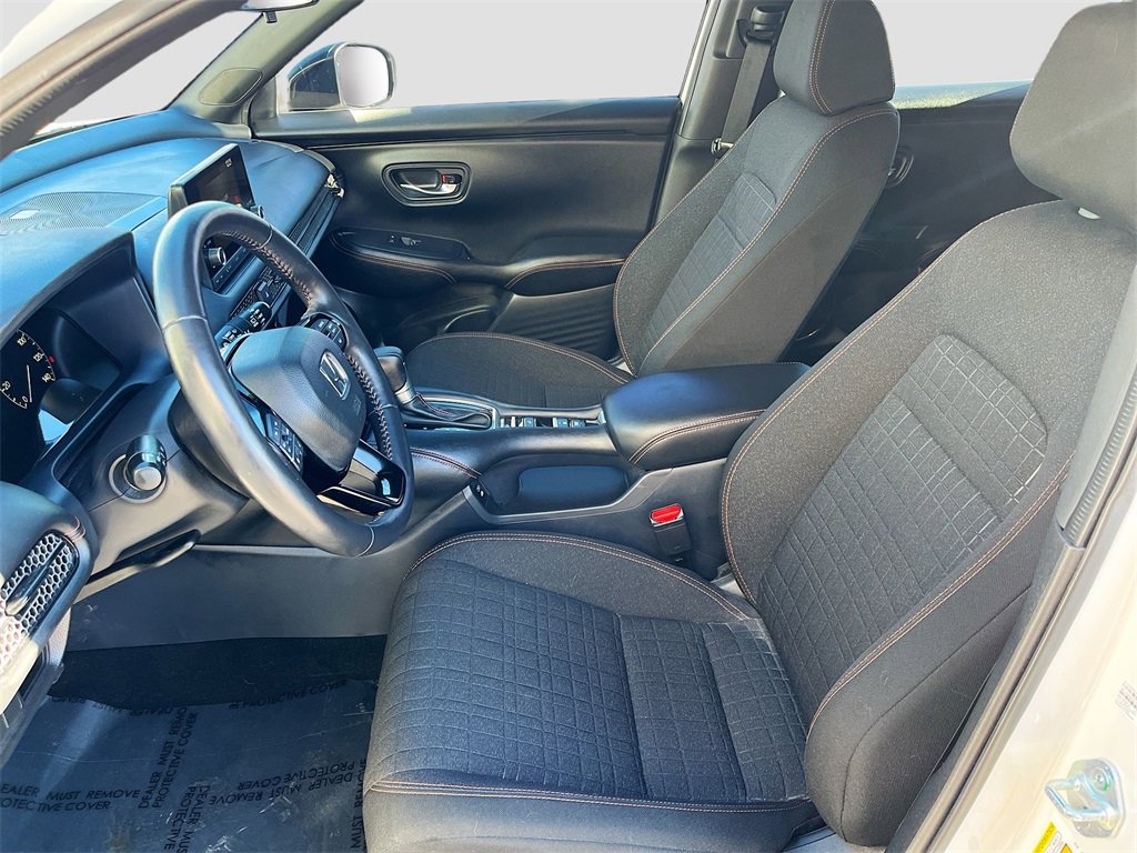 Used 2025 Honda HR-V Sport image 20