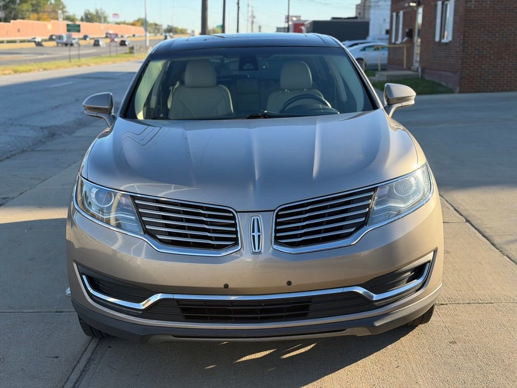 Used 2018 Lincoln MKX Reserve w/ Lincoln MKX Climate Package image 2