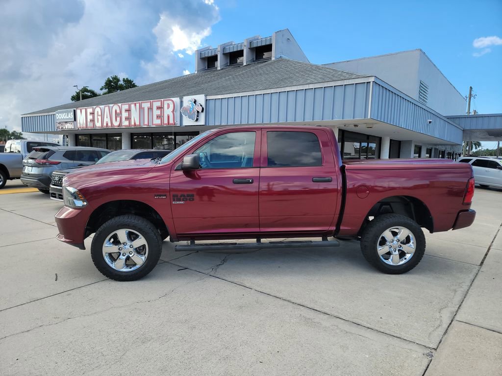 Used 2019 RAM 1500 Express w/ Express Value Package AWD/4WD image 2
