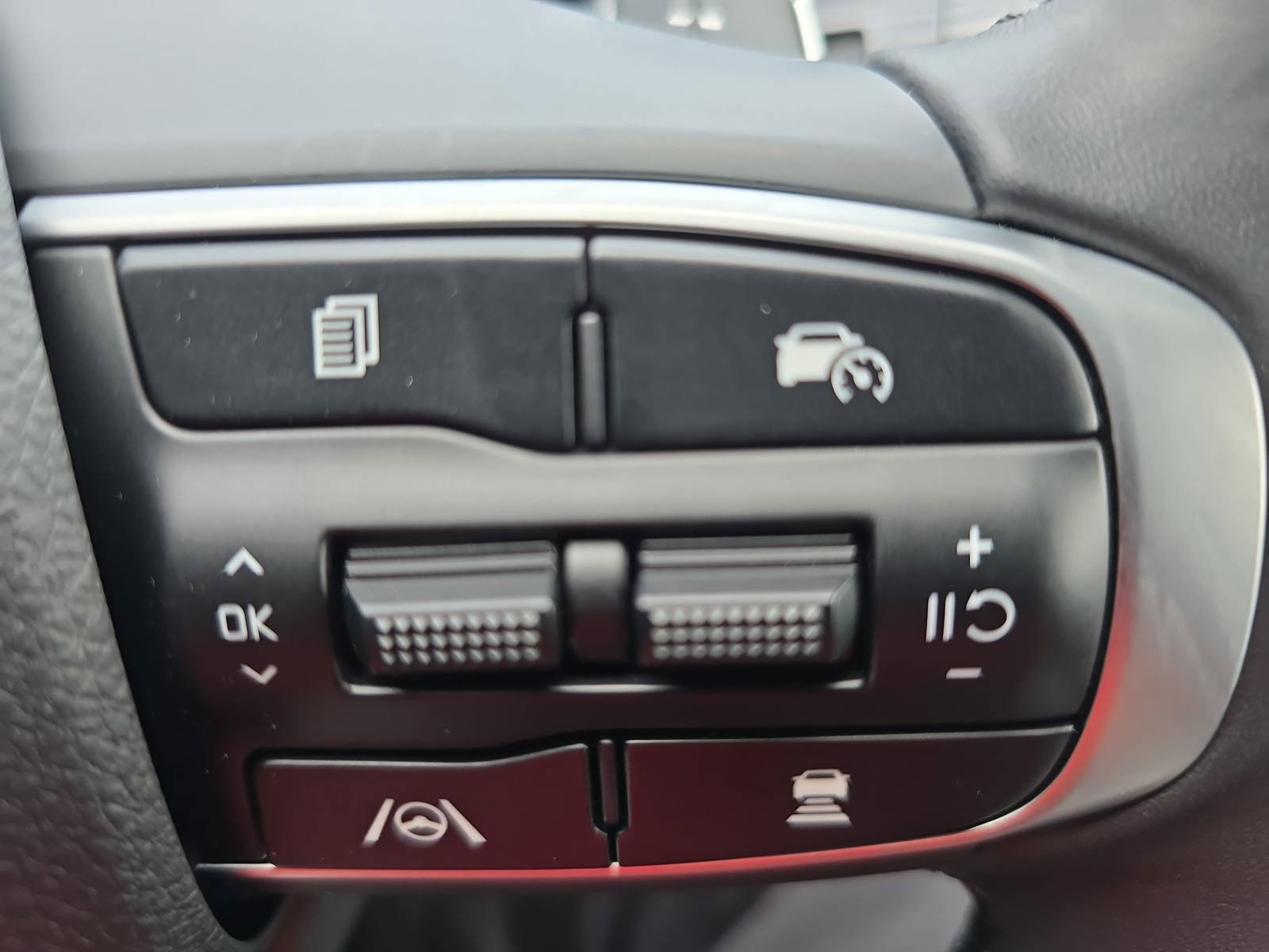 New 2026 Kia K5 GT FWD image 18