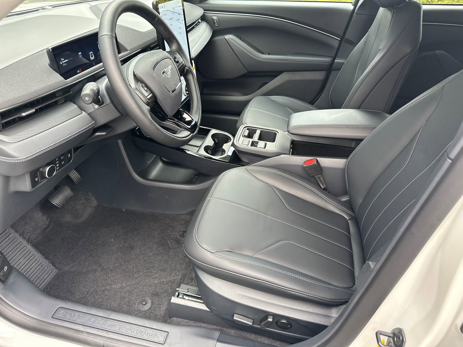 New 2026 Ford Mustang Mach-E Select w/ Comfort Package RWD image 10