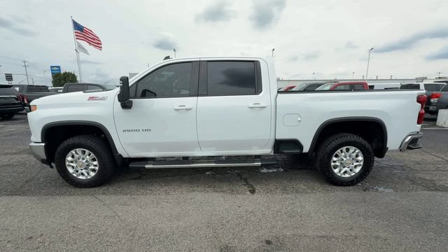Used 2024 Chevrolet Silverado 2500 LT AWD/4WD image 5