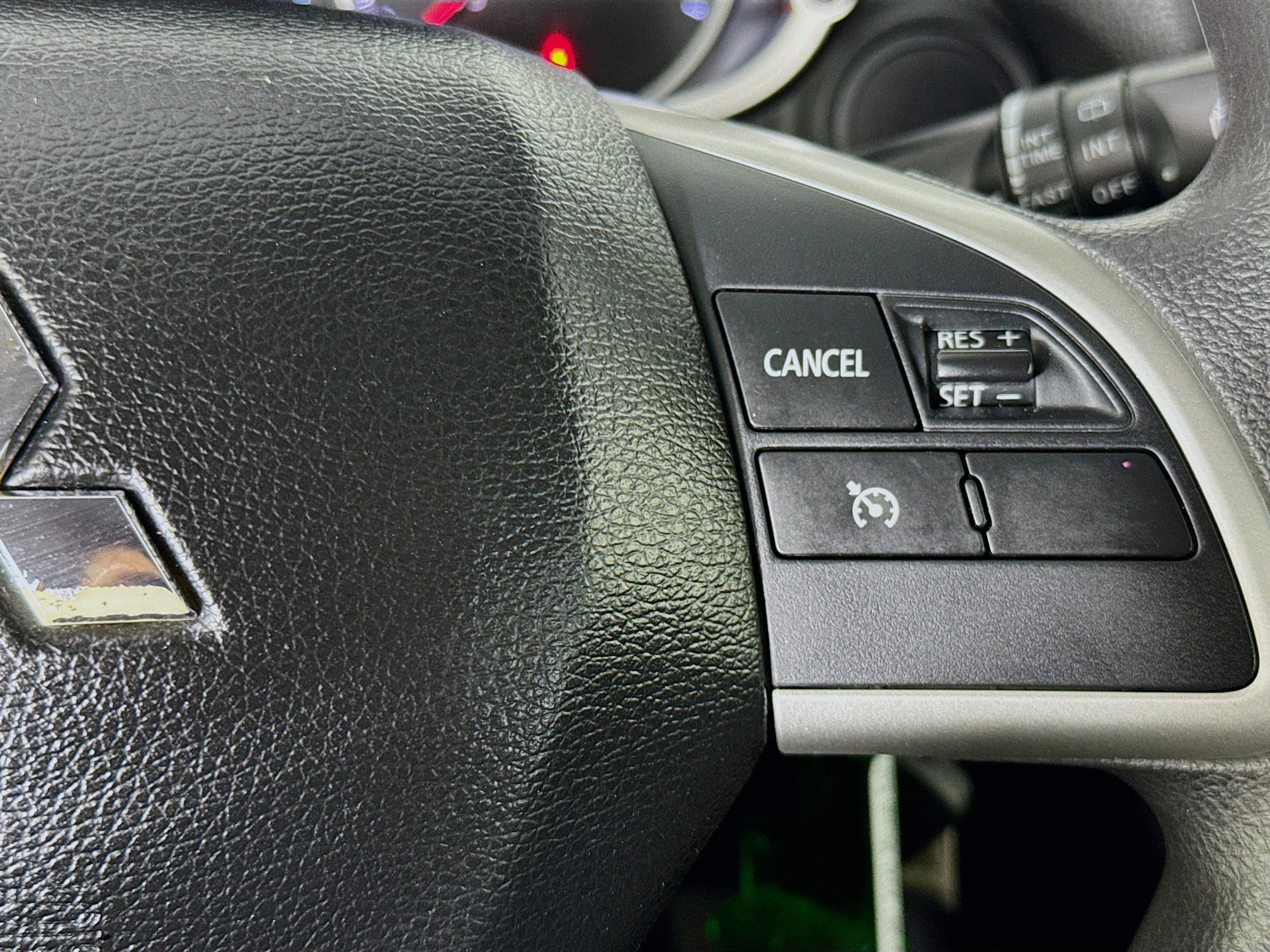 Used 2020 Mitsubishi Eclipse Cross ES FWD image 14